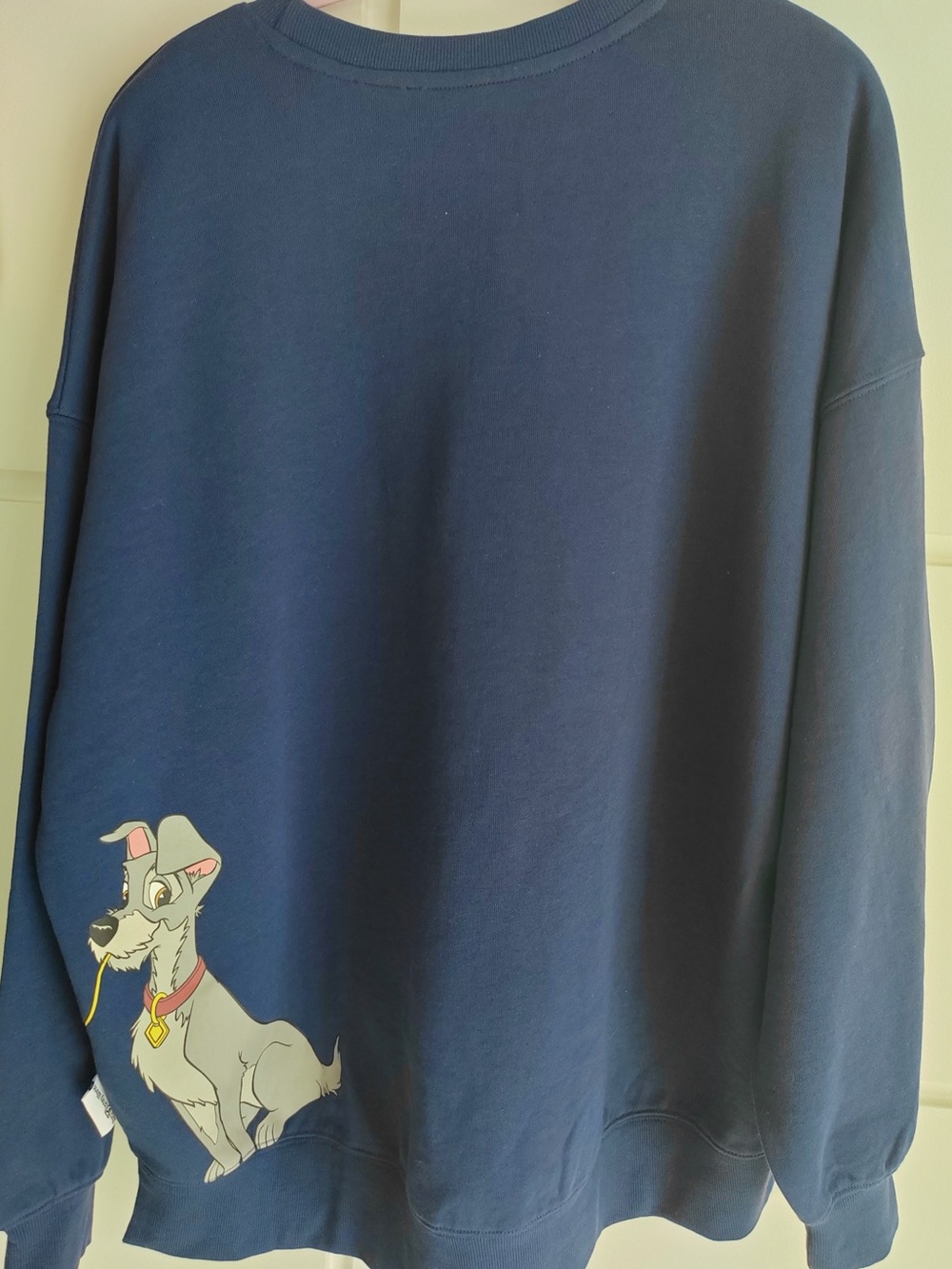L - Disney Parks WDW 2026 Lady and the Tramp Sweatshirt - Picture 3 of 4